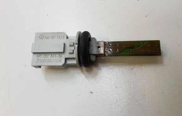 Volkswagen PASSAT B6 Interior temperature sensor 1K0907543E