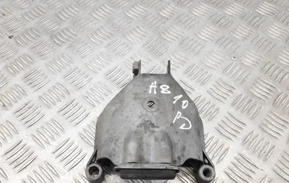 Audi A8 S8 D4 4H Engine mounting bracket 4H0399060E