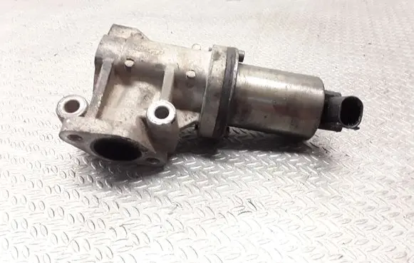 Hyundai i30 EGR valve 284102A120