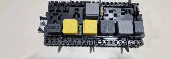Mercedes-Benz A W176 Fuse module A2469067100