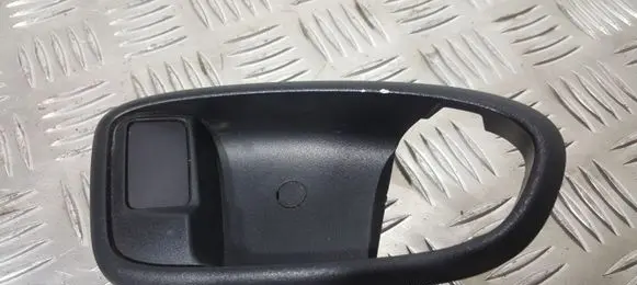 Ford Mondeo MK IV Front door interior handle trim 6M21U226A36