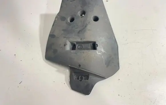 BMW i4 Rear underbody cover/under tray 6895224