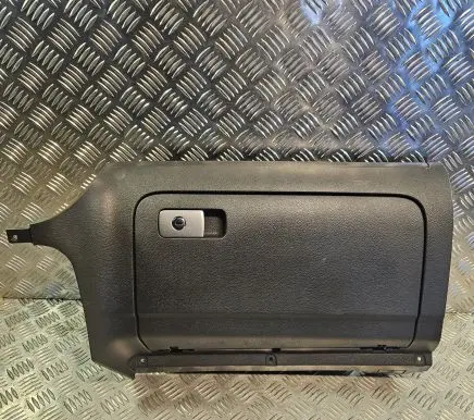 Volkswagen Golf V Glove box 1K1857289
