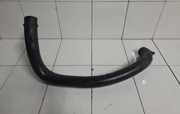 Volvo V70 Intercooler hose/pipe 8638967 7321