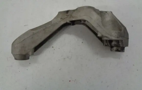 Opel Mokka Engine mounting bracket 42364943