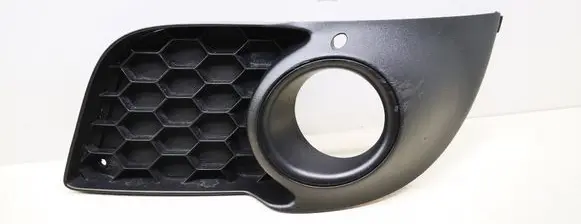 Mitsubishi Lancer X Front bumper lower grill 8321A124