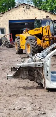 Audi Q3 8U Front quarter panel 081320