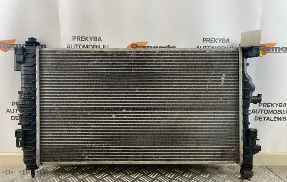 Opel Zafira C Coolant radiator 2000506 53143