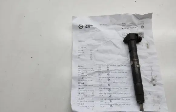 Mercedes-Benz E W212 Fuel injector A6510704987