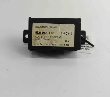 Audi A8 S8 D2 4D Alarm control unit/module 8L0951173