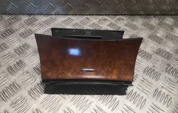 Mercedes-Benz CLS C219 Car ashtray 2116802852 A2116802852