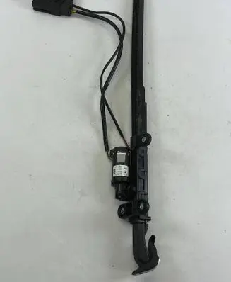 BMW 4 F32 F33 Seat belt height adjuster 7307916 C1896100 0237710