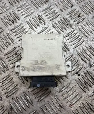 Toyota Avensis T250 Parking PDC control unit/module 0701809 0109007698