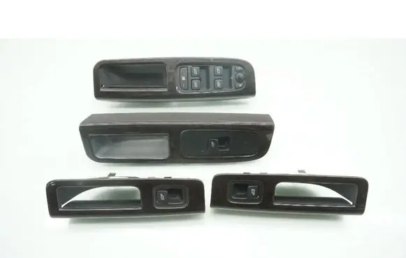 Volvo V50 Electric window control switch 8679667