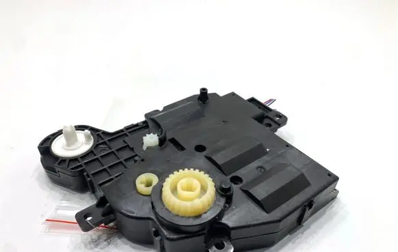 Lexus LBX Air flap motor/actuator 0638009051