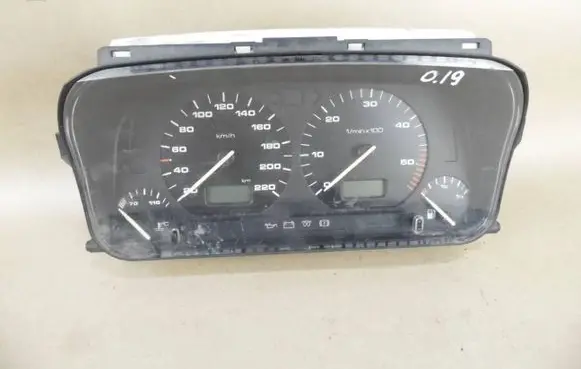Volkswagen Golf III Speedometer (instrument cluster) 6160553028 0505941