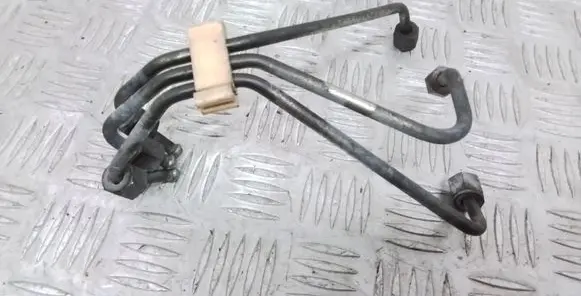 Volvo S60 Fuel injector supply line/pipe 