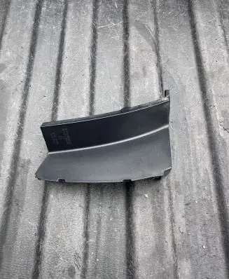 KIA Sportage Rear light trim R1YS102 R1YS1Y02 22280