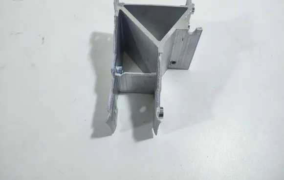 BMW 7 G11 G12 Radiator support slam panel bracket 51117357216 7357216