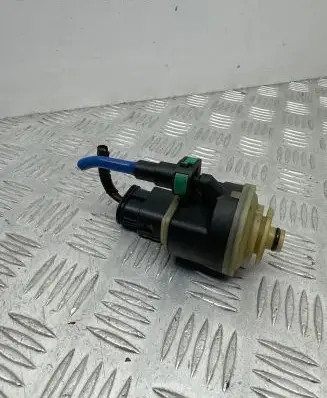 BMW 1 F20 F21 Fuel heater 8572528
