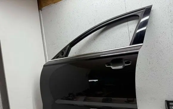 Audi A6 C7 Front door