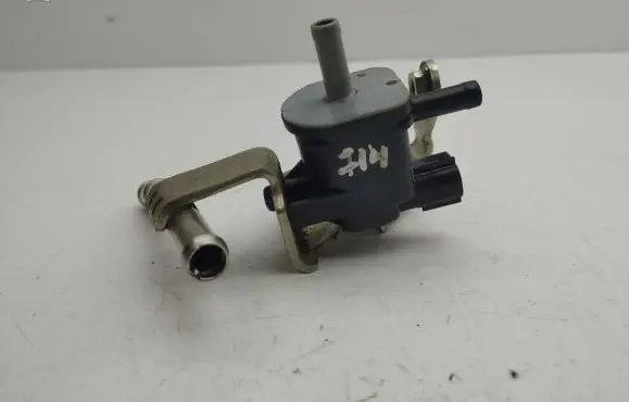 Toyota C-HR I Vacuum valve 9091012276
