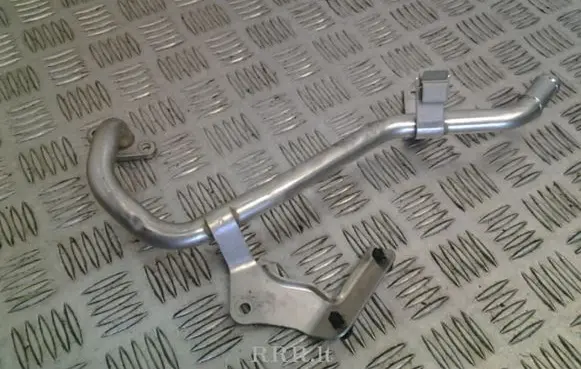 Mercedes-Benz A W176 Engine coolant pipe/hose A6512030602