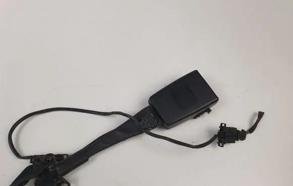 Audi A5 Sportback 8TA Front seatbelt buckle
