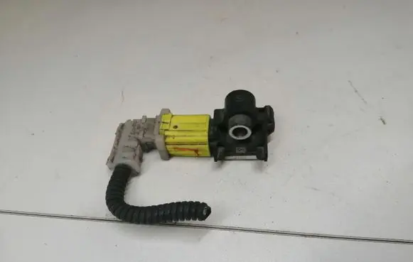 Mitsubishi ASX Airbag deployment crash/impact sensor 8651A165 0557 160120404