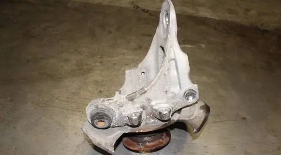 BMW X5 E70 Rear wheel hub 6770981