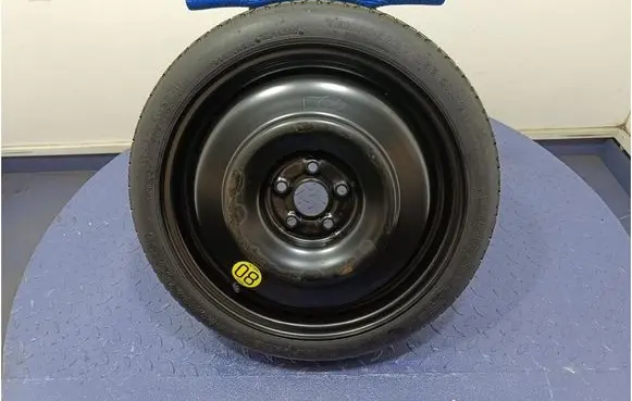 Toyota Avensis Verso R17 spare wheel 2170600