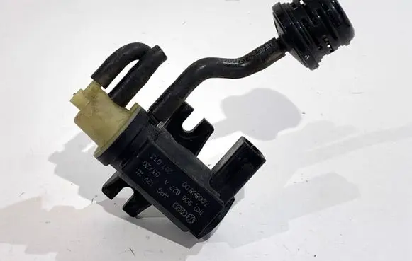 Volkswagen Transporter - Caravelle T6 Fuel pressure regulator 1K0906627A