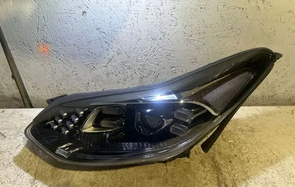 KIA Sportage Headlight/headlamp 92101F1510 100120190521 L009L510014034