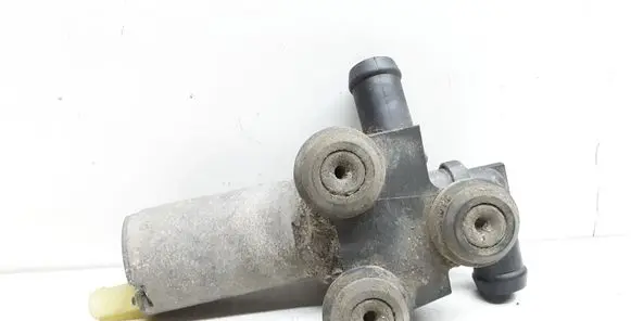 BMW 3 E90 E91 Coolant heater control valve 6928246 64116928246