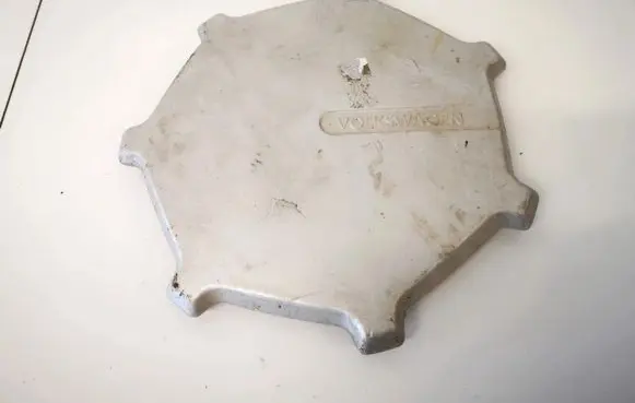 Volkswagen PASSAT B4 Original wheel cap 357601149