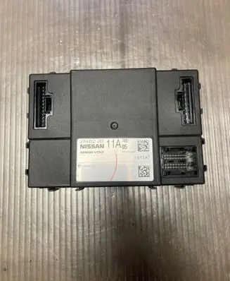 Nissan Qashqai Comfort/convenience module 284B2JD11A 5WK46480 24A000103