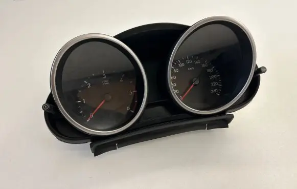 Mazda 3 II Speedometer (instrument cluster) Bbm655430