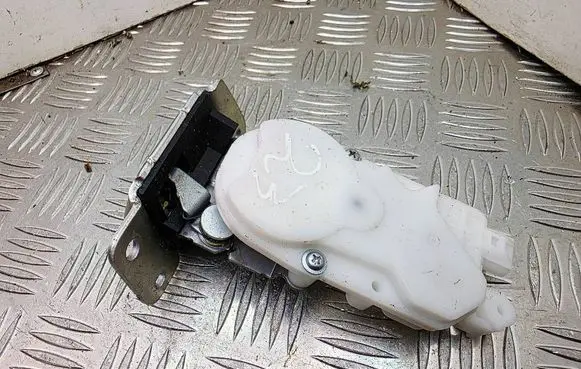 Mitsubishi ASX Tailgate/trunk/boot lock/catch/latch 