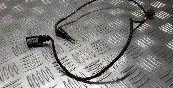 Audi A6 S6 C8 4K Exhaust gas temperature sensor 05L906088BF