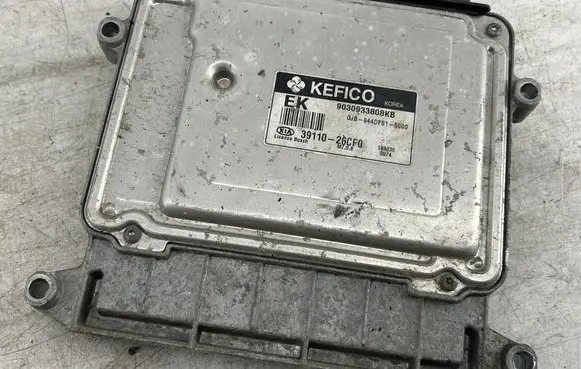 KIA Rio Engine control unit/module 3911026CF0 9030933808KB GJB844DFS15000