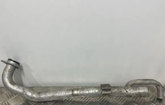 Audi A8 S8 D4 4H Engine coolant pipe/hose 079121070CF
