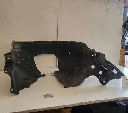 Nissan Leaf I (ZE0) Front wheel arch liner splash guards 6384243N10A