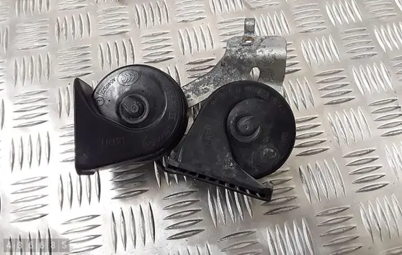 Ford Kuga II Horn signal e30055306