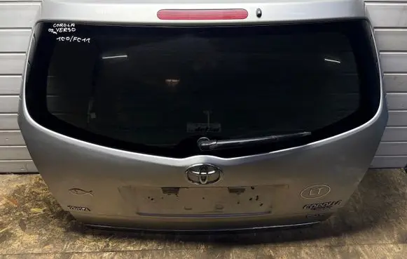 Toyota Corolla Verso AR10 Tailgate/trunk/boot lid