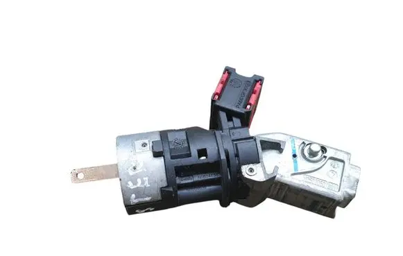 Renault Master III Ignition lock N0502060