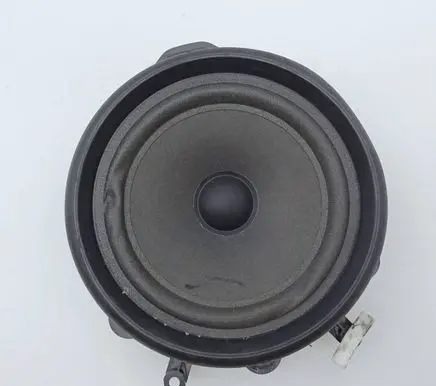 Audi A4 S4 B6 8E 8H Front door speaker 8E0035411