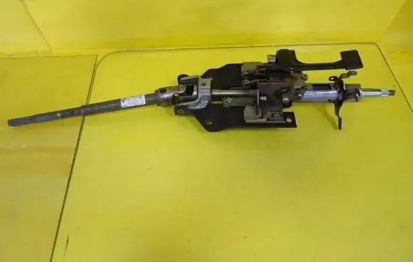 Ford Maverick Steering wheel axle 5L84-3C529-AH