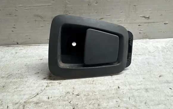 Volvo V60 Engine bonnet (hood) release handle 31651260