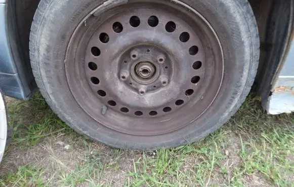 BMW 3 E36 R14 steel rim 