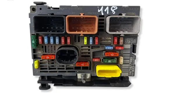Citroen C5 Fuse box set 9675877980